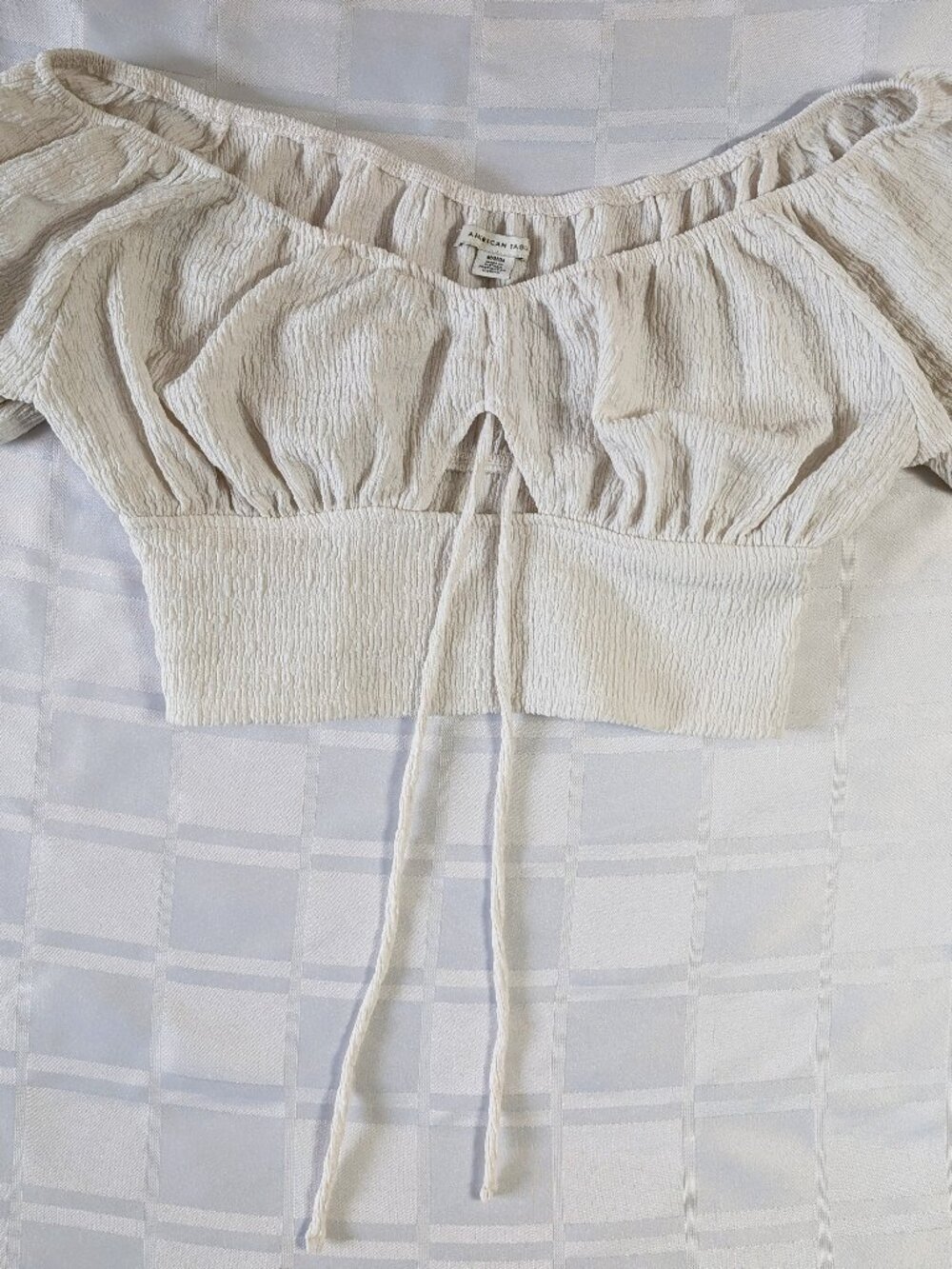 AMERICAN EAGLE WOMEN'S SHOULDER SHORT SMALL TOP SHIRT SIZE MEDIUM FASHION WEAR